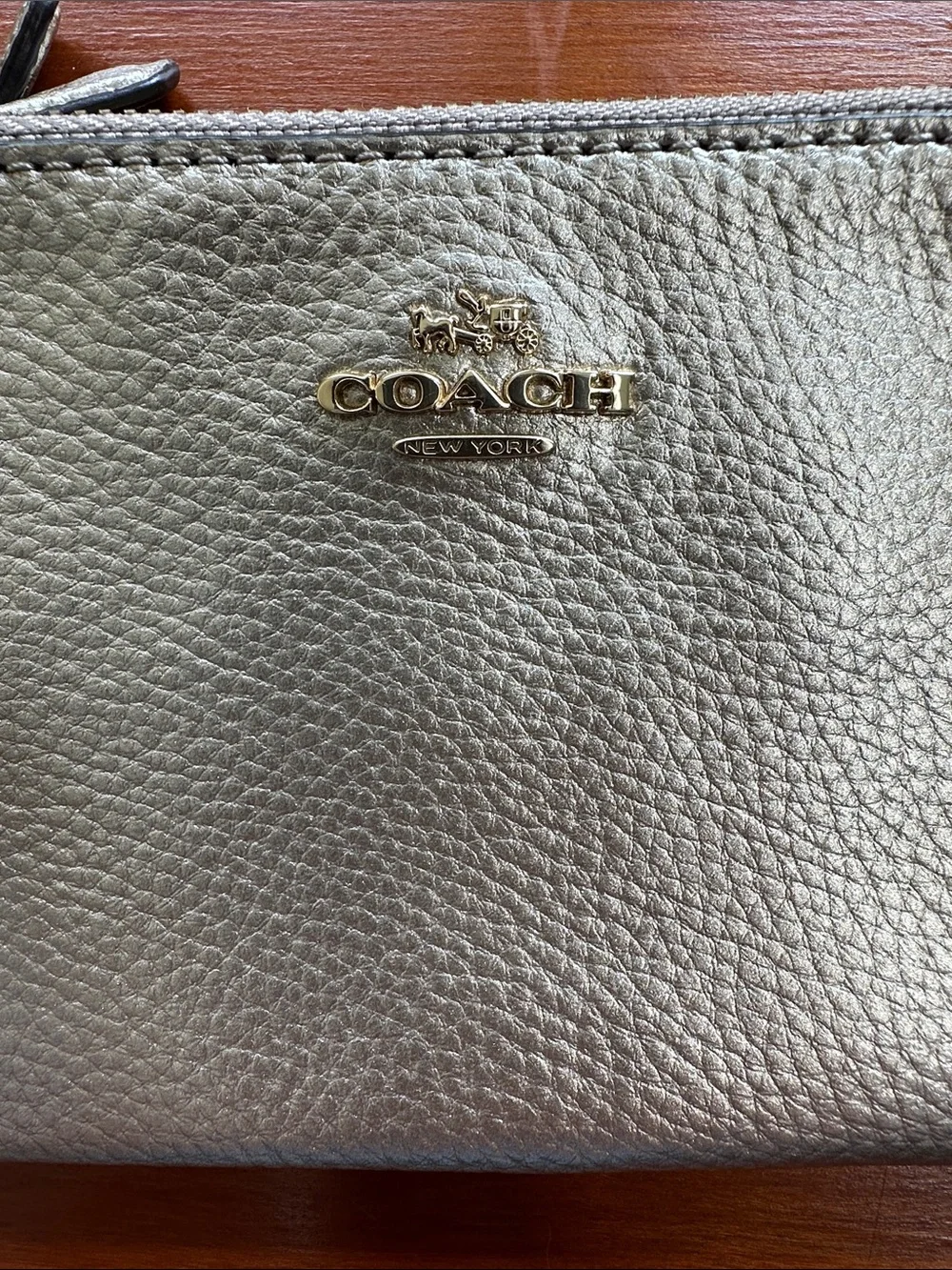 NWOT Coach Double Corner Zip Metallic Gold Leather Wristlet